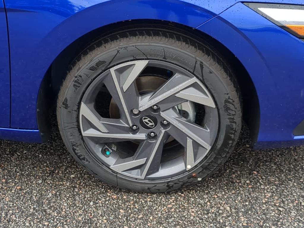 new 2025 Hyundai Elantra car, priced at $24,335