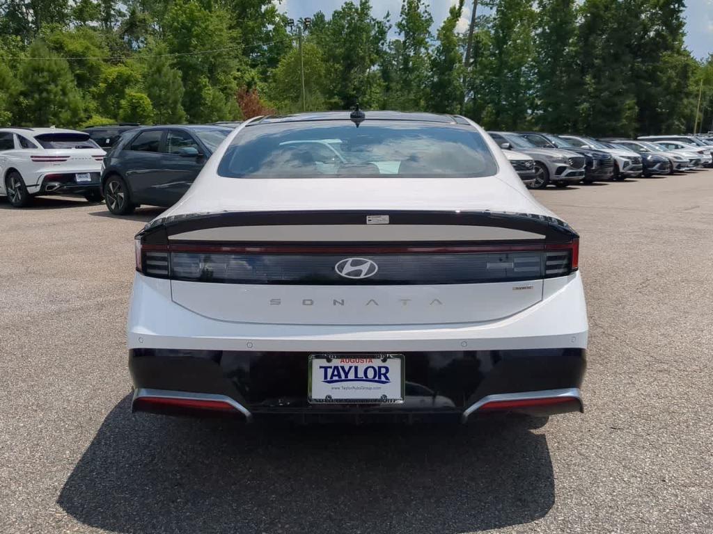 new 2025 Hyundai Sonata Hybrid car, priced at $39,940