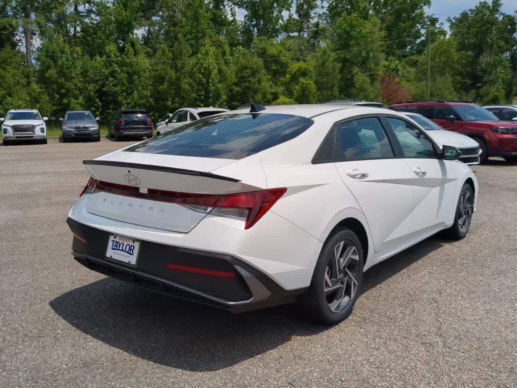 new 2025 Hyundai Elantra car, priced at $25,535