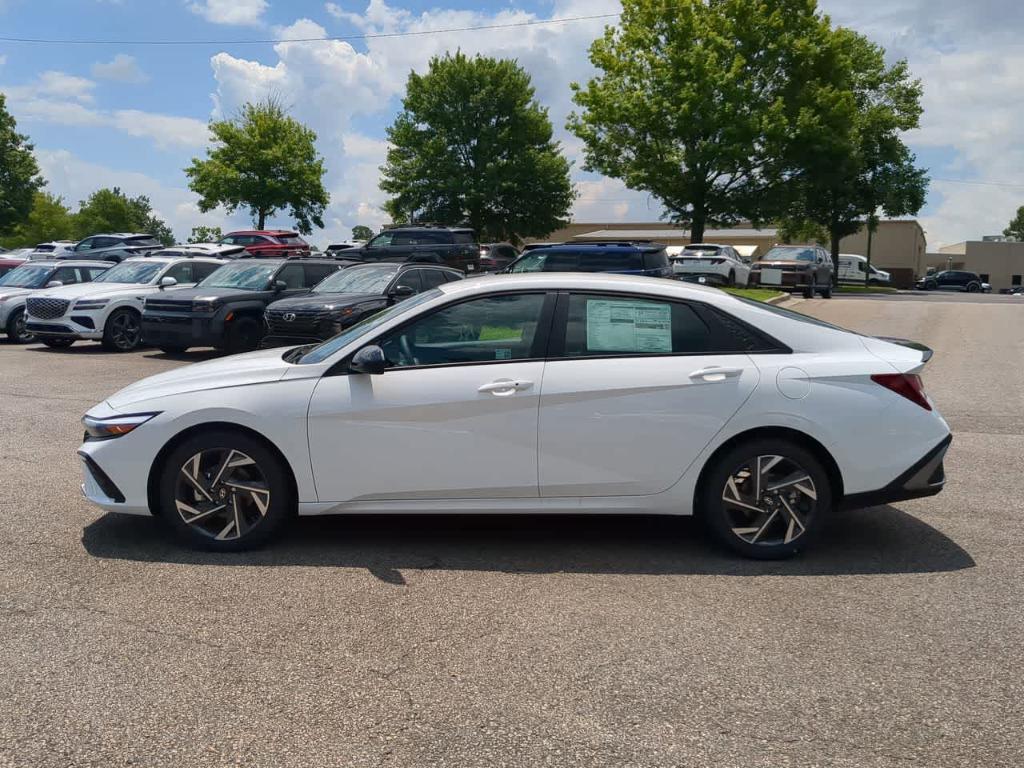 new 2025 Hyundai Elantra car, priced at $23,138