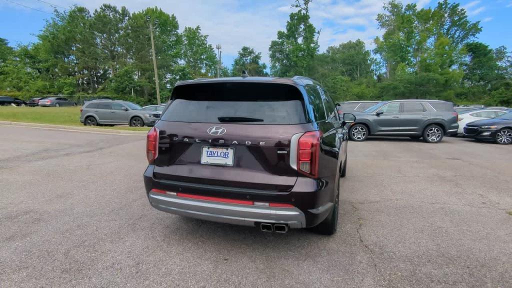 used 2024 Hyundai Palisade car, priced at $42,990