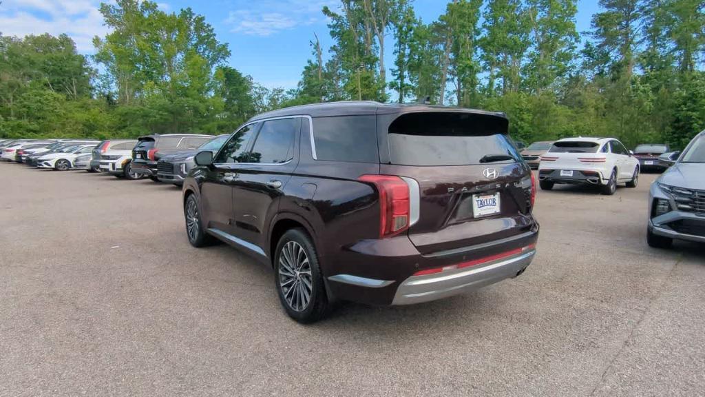 used 2024 Hyundai Palisade car, priced at $42,990