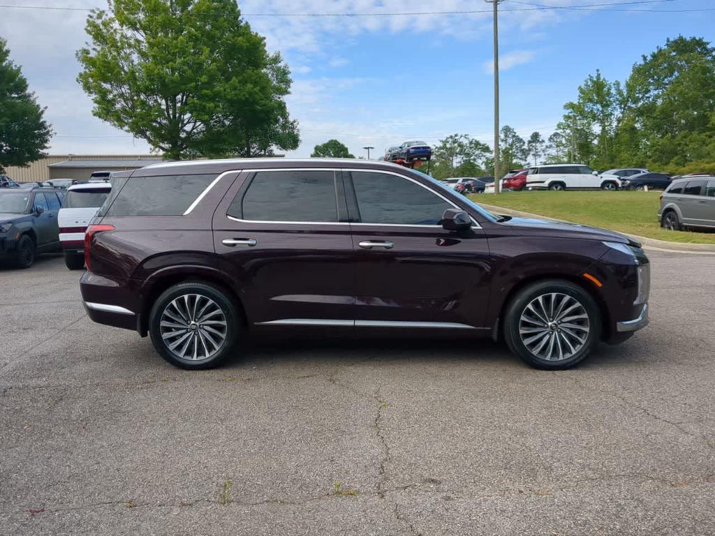 used 2024 Hyundai Palisade car, priced at $42,990
