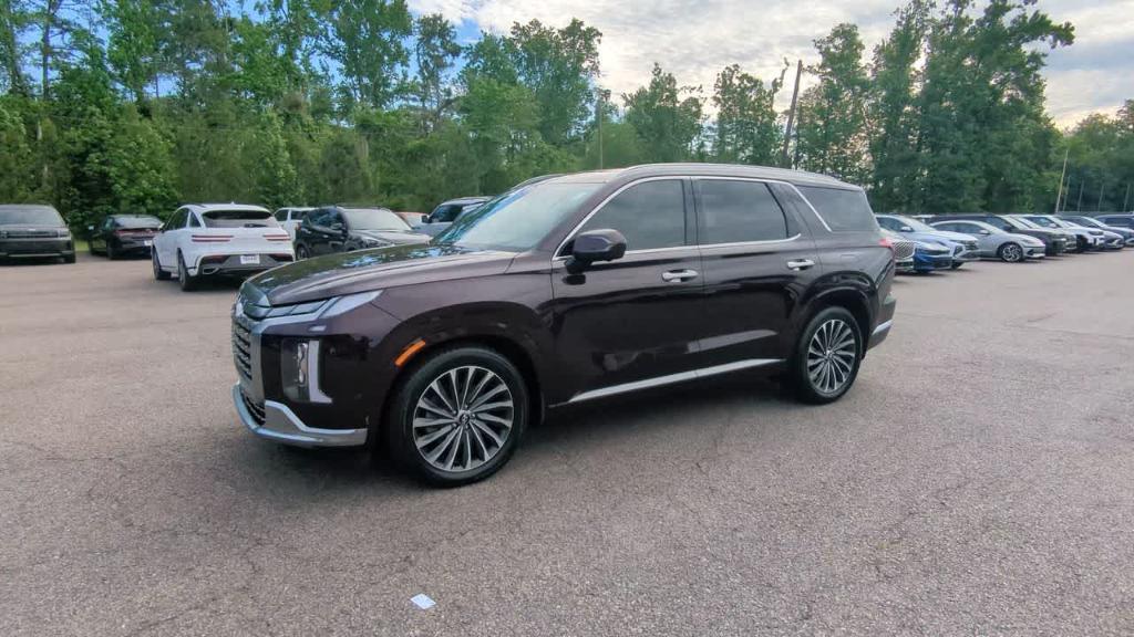 used 2024 Hyundai Palisade car, priced at $42,990