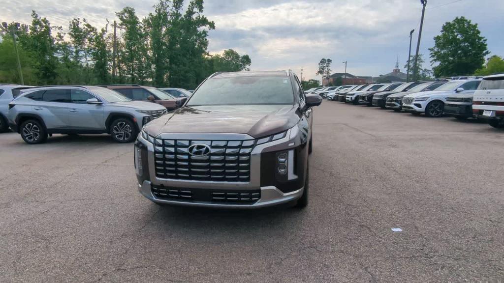 used 2024 Hyundai Palisade car, priced at $42,990