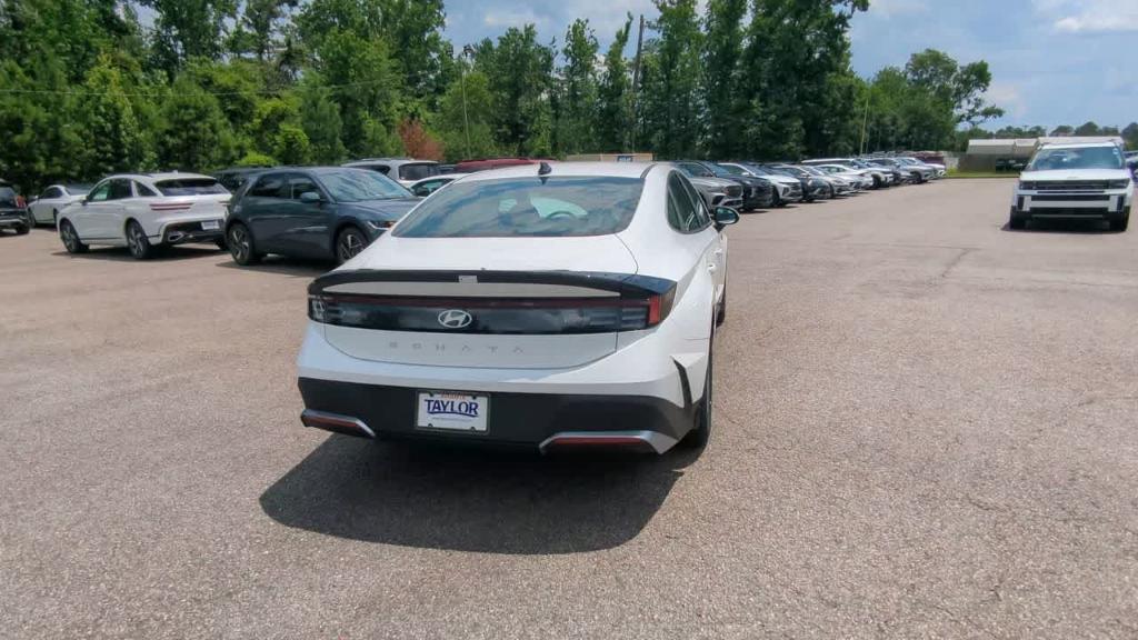 new 2025 Hyundai Sonata car, priced at $29,230