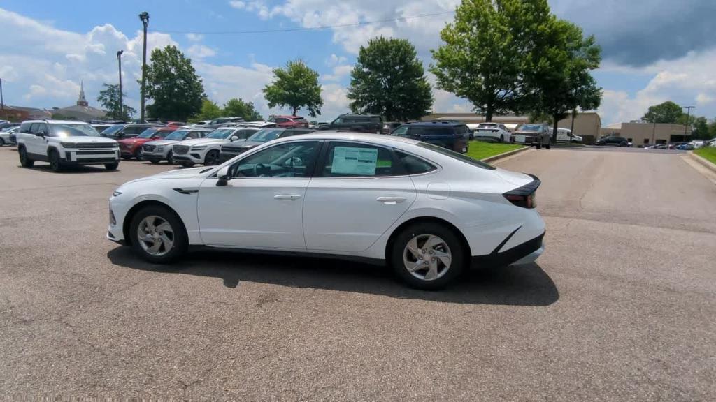 new 2025 Hyundai Sonata car, priced at $29,230