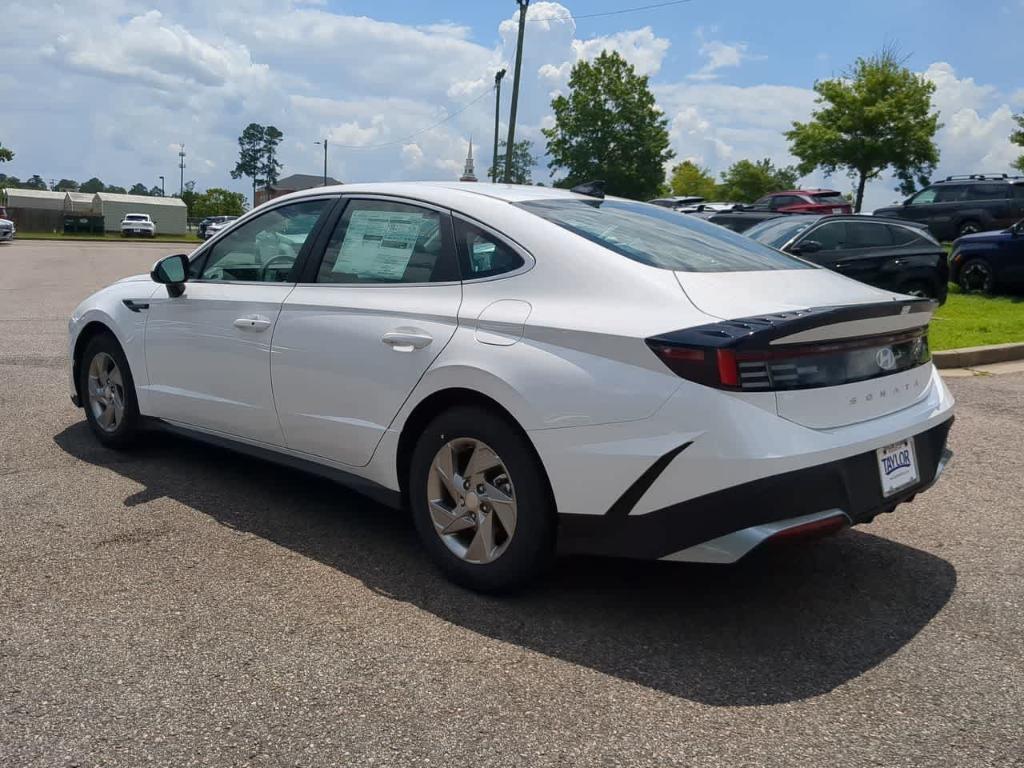 new 2025 Hyundai Sonata car, priced at $29,230