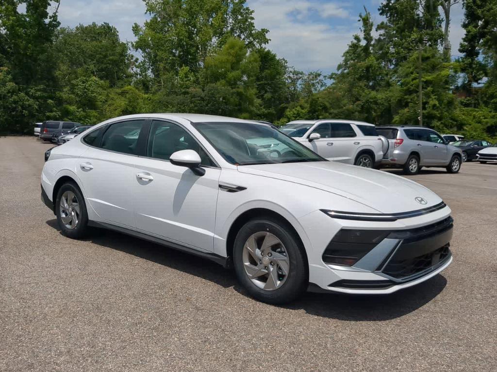 new 2025 Hyundai Sonata car, priced at $25,838