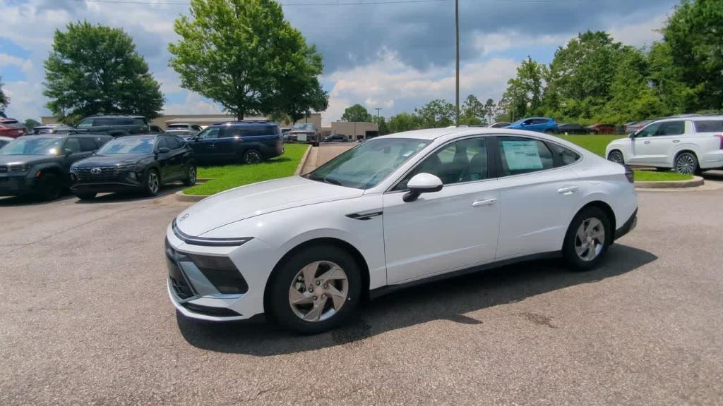 new 2025 Hyundai Sonata car, priced at $29,230