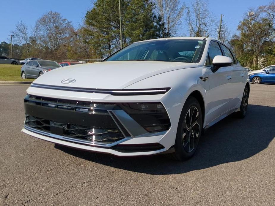 new 2025 Hyundai Sonata car, priced at $29,930