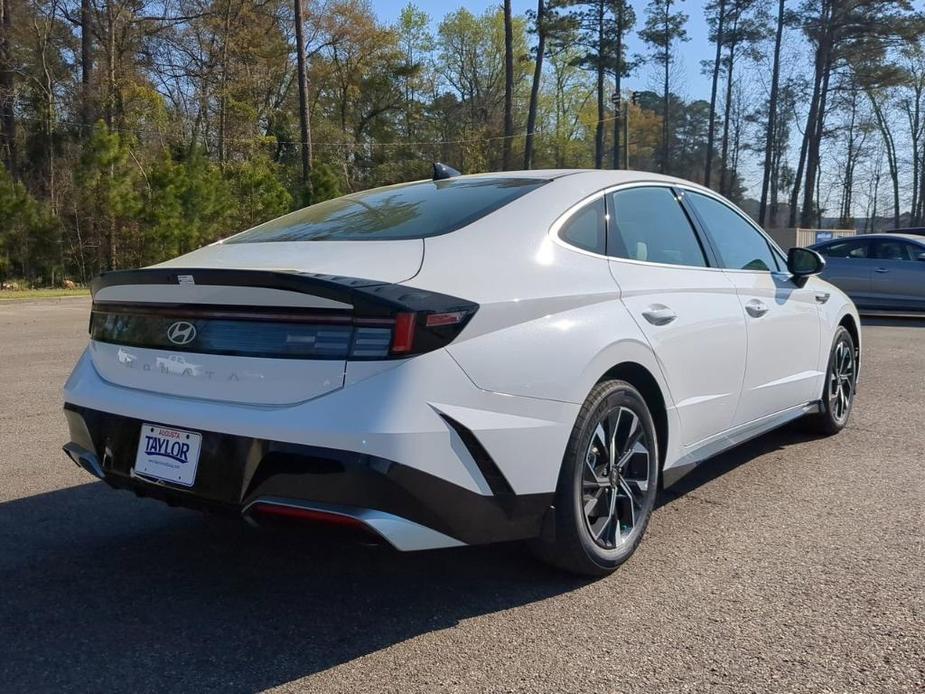 new 2025 Hyundai Sonata car, priced at $29,930