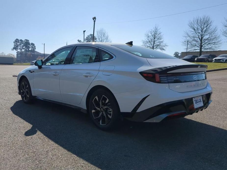 new 2025 Hyundai Sonata car, priced at $29,930