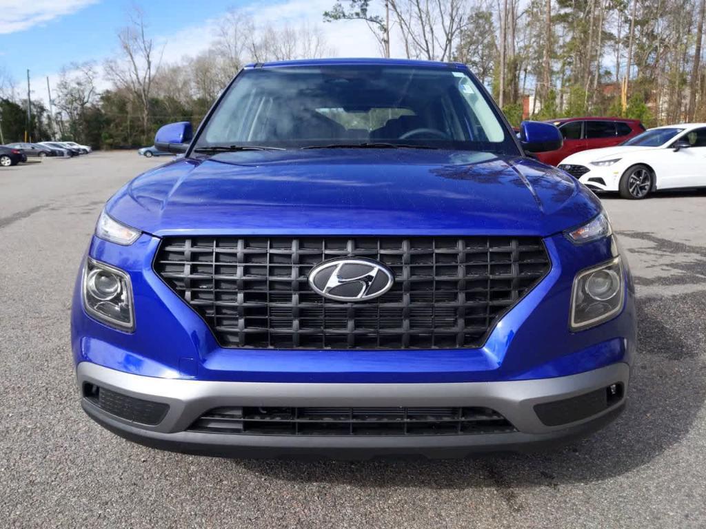 new 2025 Hyundai Venue car, priced at $22,240