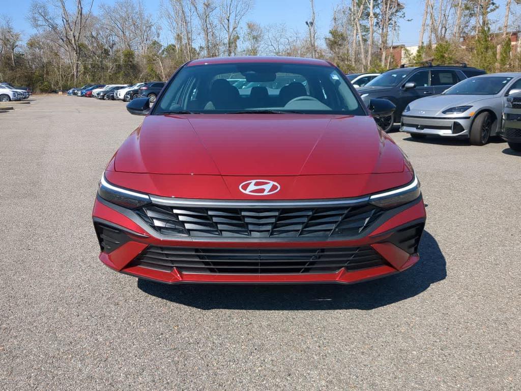 new 2025 Hyundai Elantra car, priced at $25,260