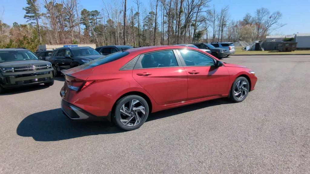 new 2025 Hyundai Elantra car, priced at $25,260