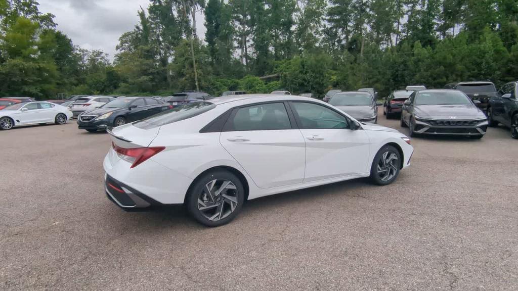 new 2025 Hyundai Elantra car, priced at $24,238