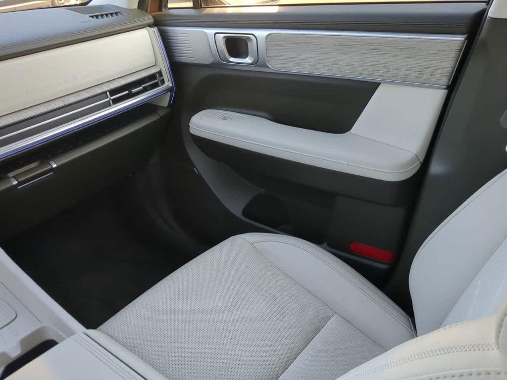 used 2025 Hyundai Santa Fe car, priced at $44,399