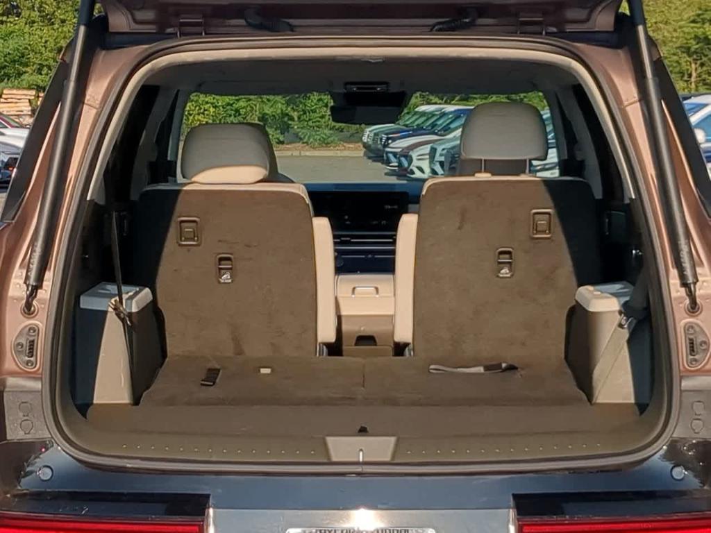 used 2025 Hyundai Santa Fe car, priced at $44,399