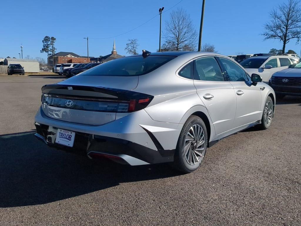 new 2025 Hyundai Sonata Hybrid car, priced at $39,190