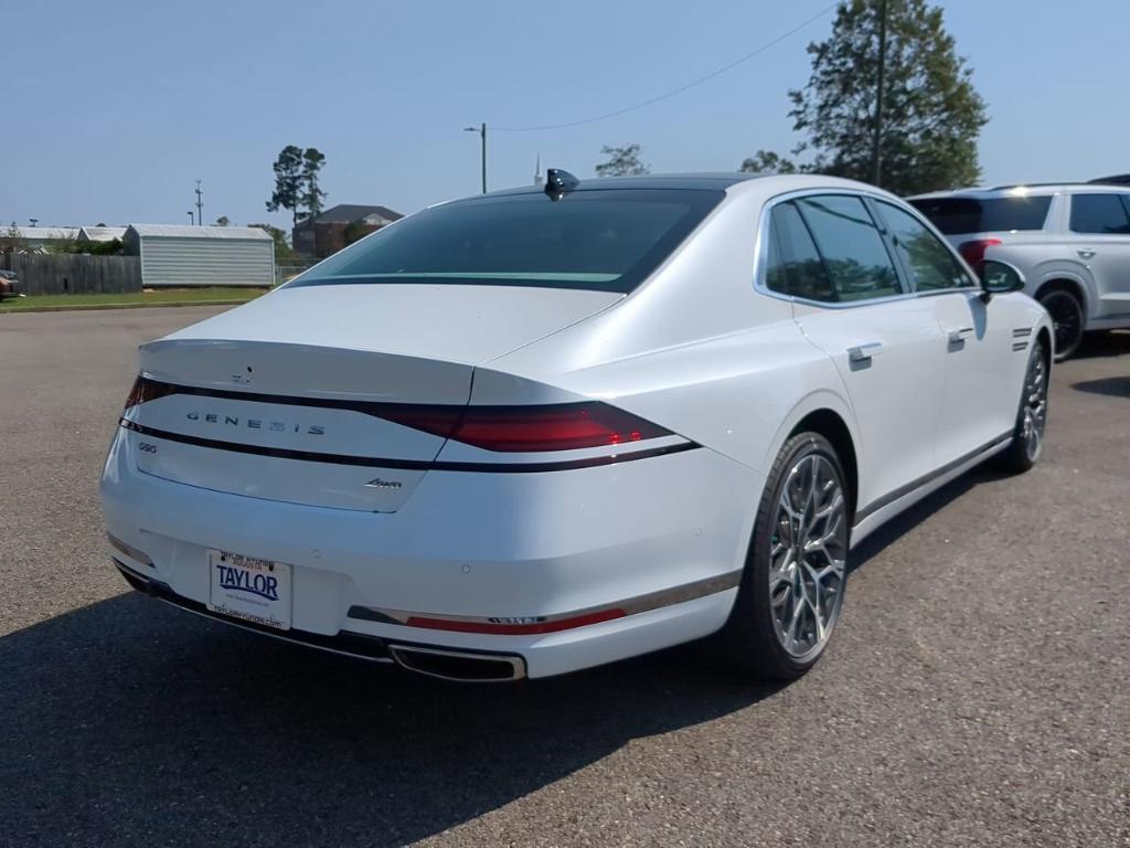 new 2025 Genesis G90 car, priced at $102,585