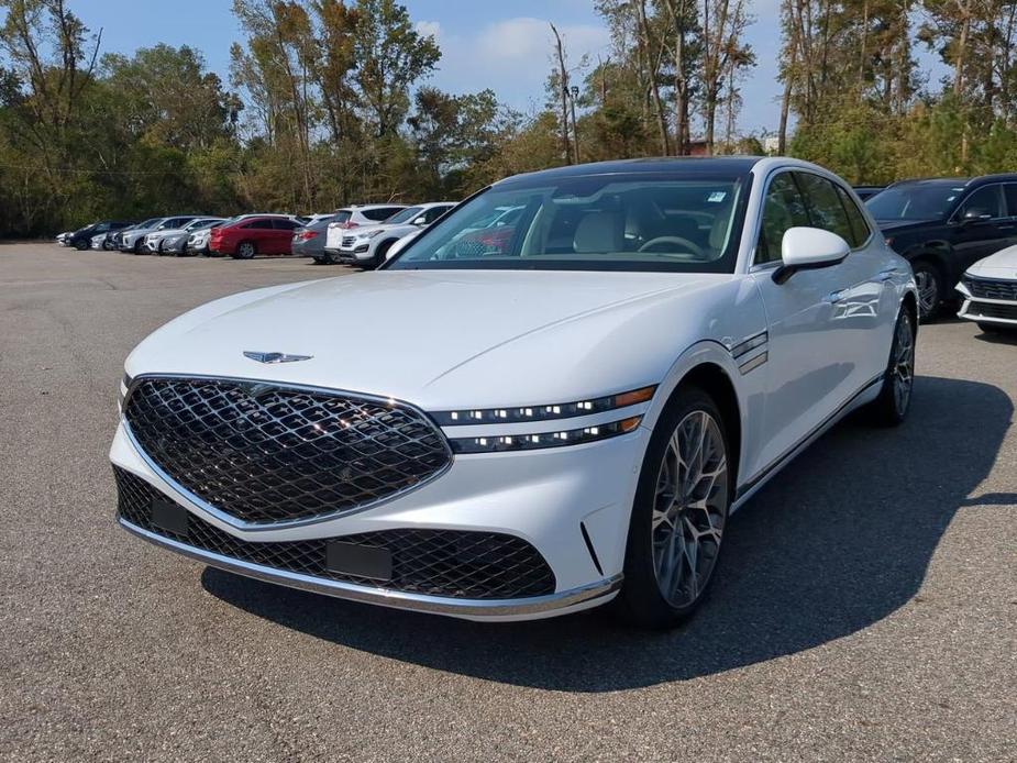 new 2025 Genesis G90 car, priced at $102,585