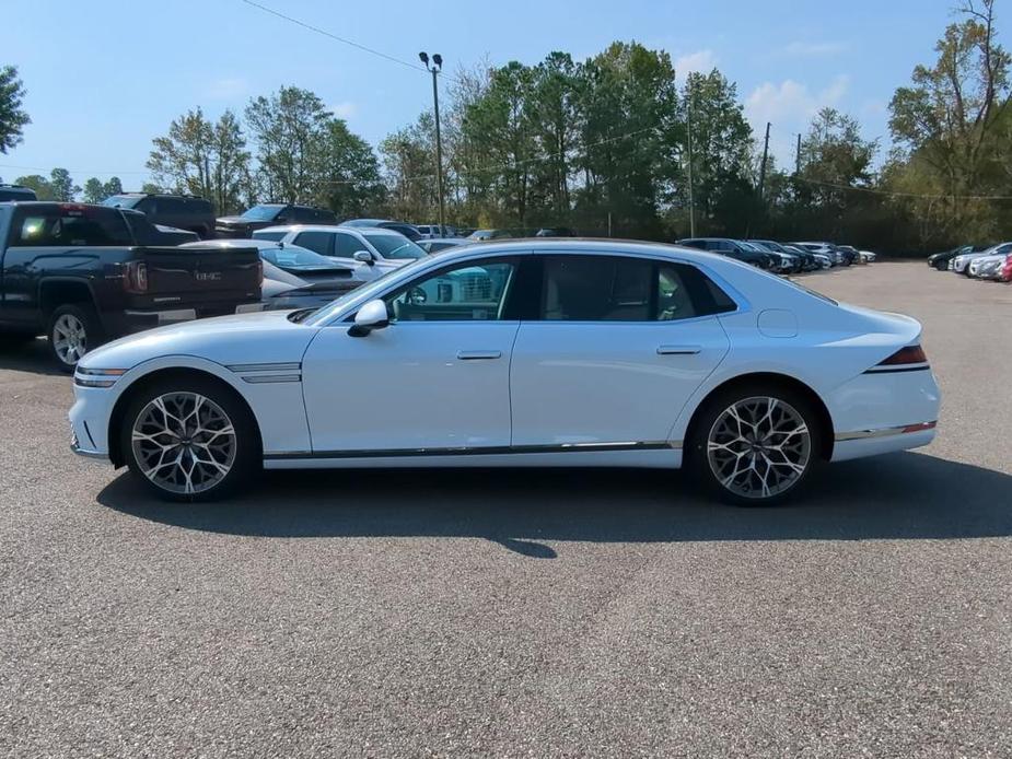 new 2025 Genesis G90 car, priced at $102,585