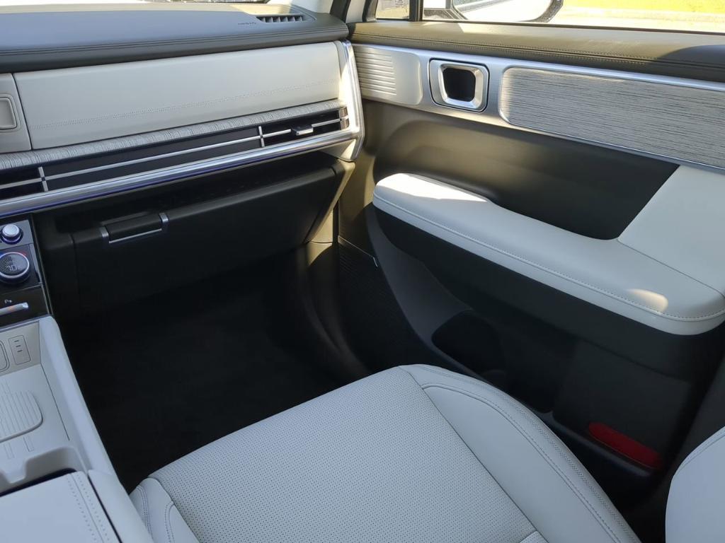 new 2025 Hyundai SANTA FE HEV car, priced at $50,525
