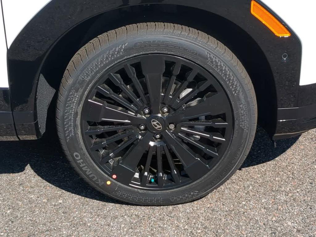 new 2025 Hyundai SANTA FE HEV car, priced at $45,255