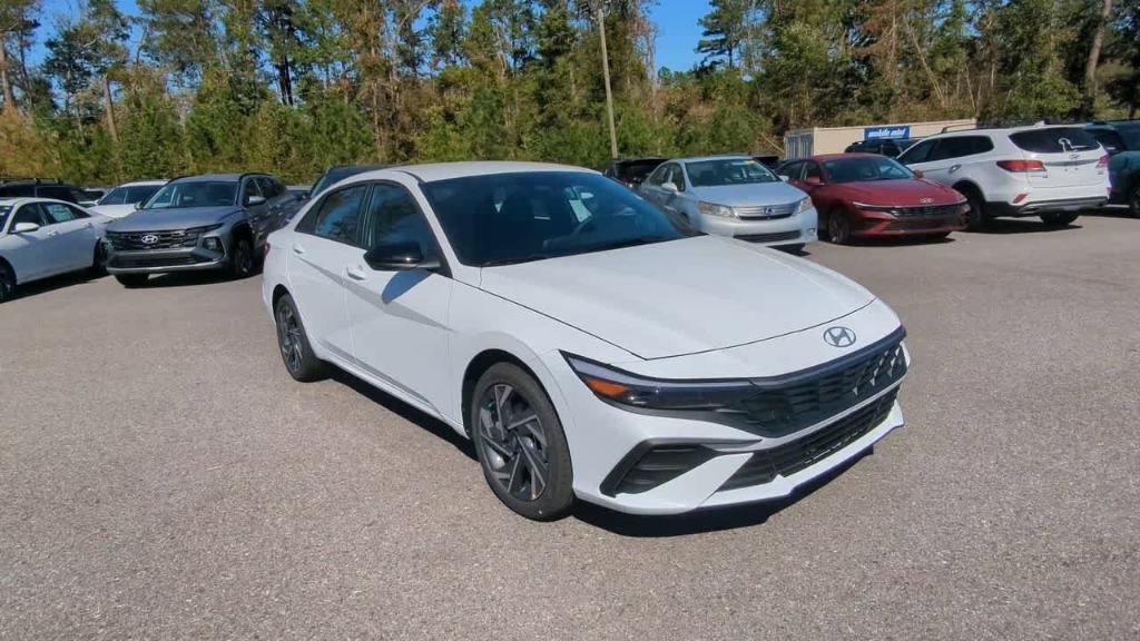 new 2025 Hyundai Elantra car, priced at $24,270