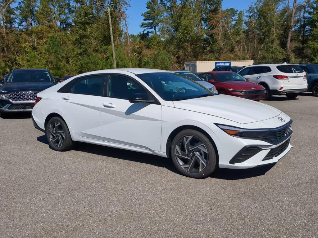 new 2025 Hyundai Elantra car, priced at $24,270