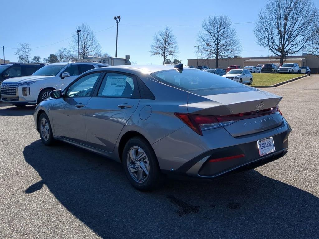 new 2025 Hyundai Elantra car, priced at $23,520