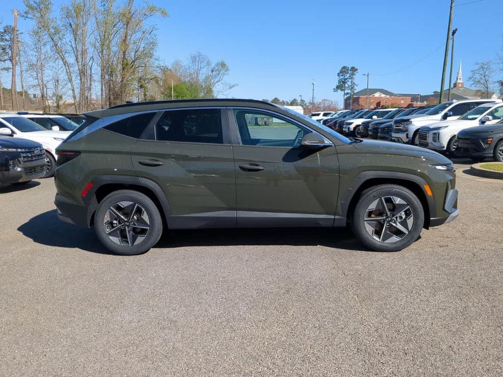 new 2025 Hyundai Tucson car, priced at $35,055