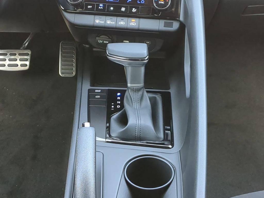 new 2025 Hyundai Elantra car, priced at $25,395