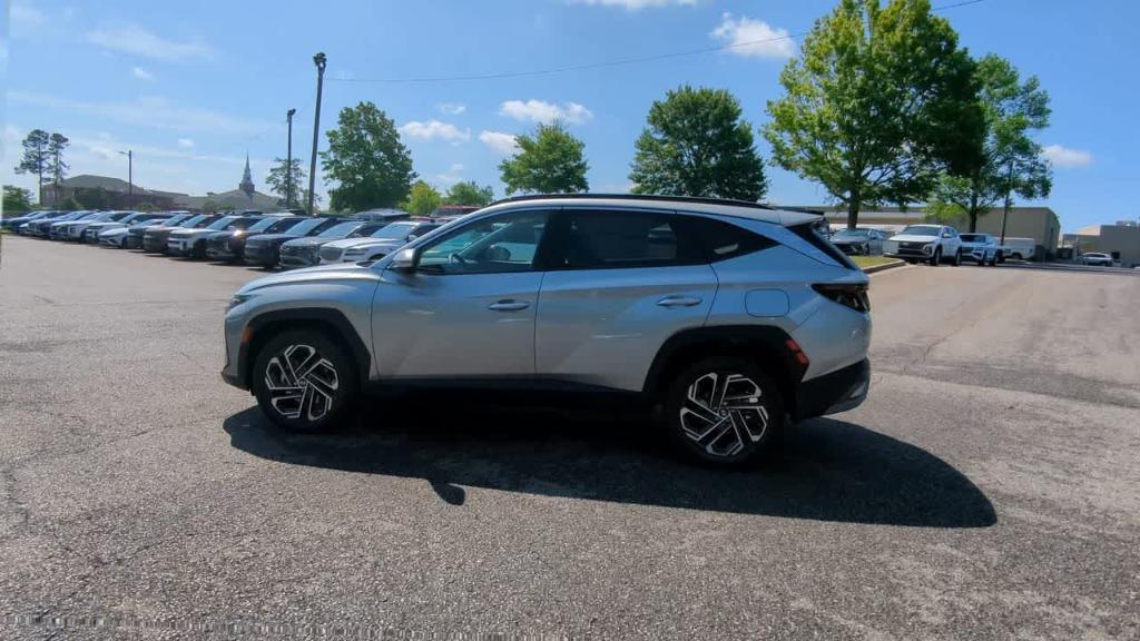 new 2025 Hyundai Tucson car, priced at $40,395