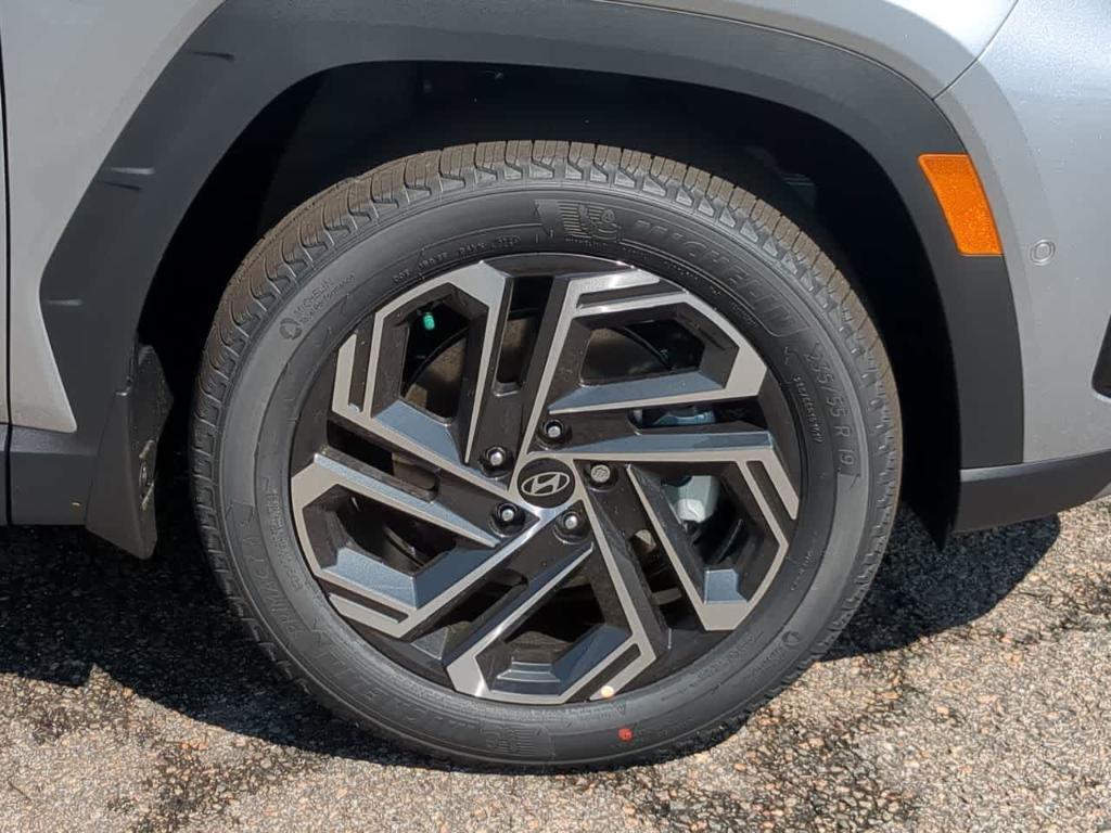 new 2025 Hyundai Tucson car, priced at $40,395