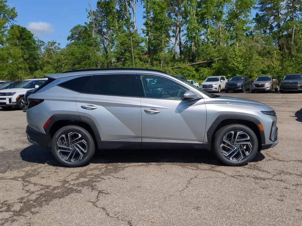 new 2025 Hyundai Tucson car, priced at $40,395