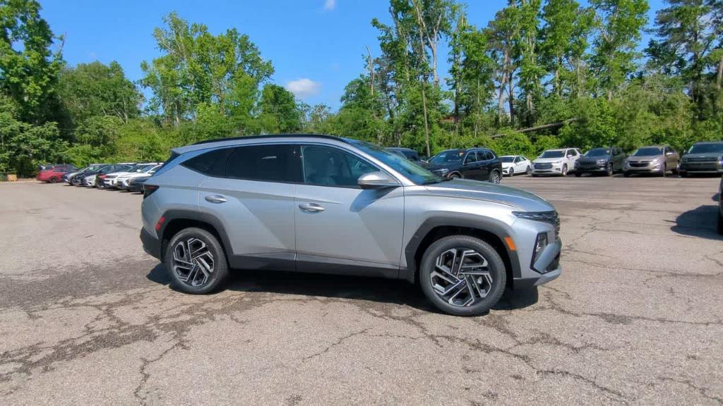 new 2025 Hyundai Tucson car, priced at $40,395