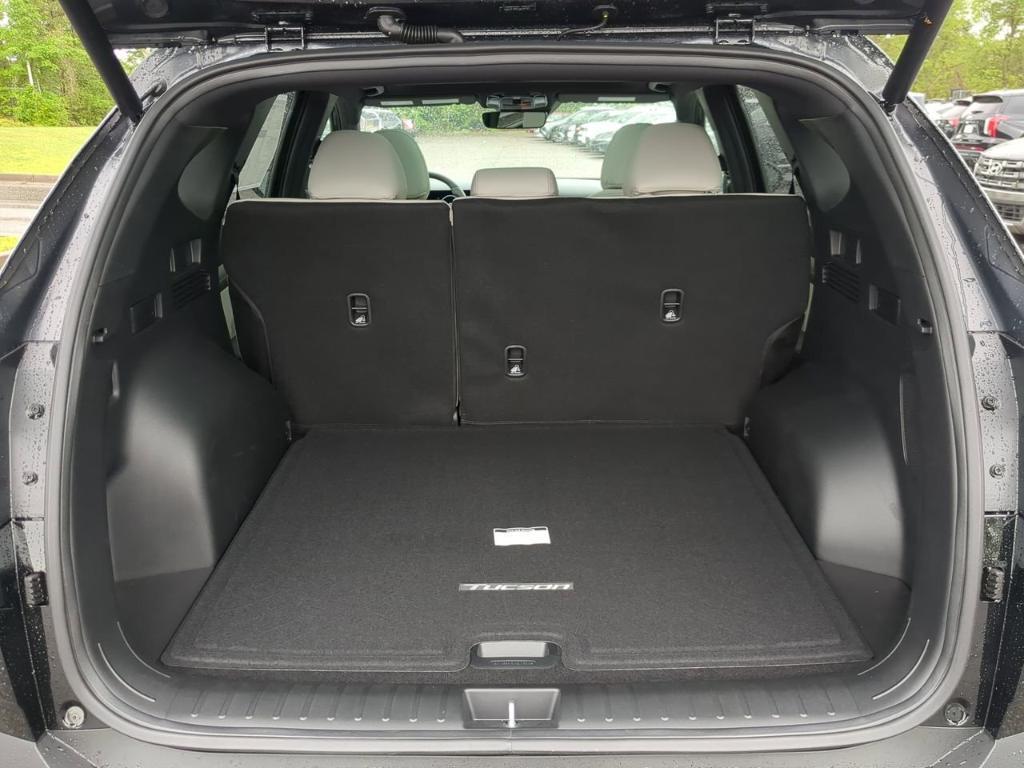 new 2025 Hyundai Tucson car, priced at $40,935