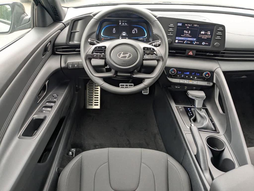 new 2025 Hyundai Elantra car, priced at $25,620