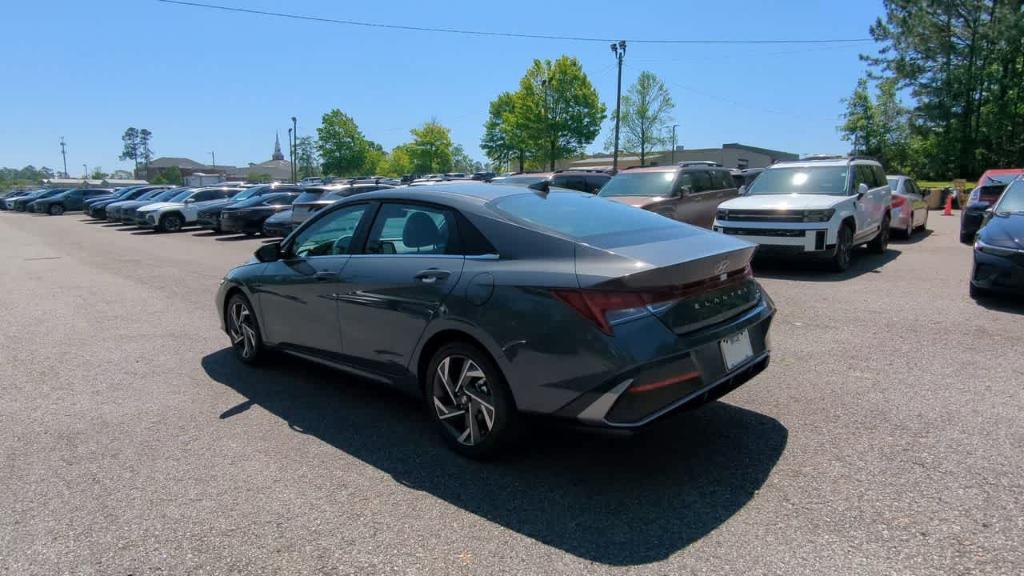new 2025 Hyundai Elantra car, priced at $28,590