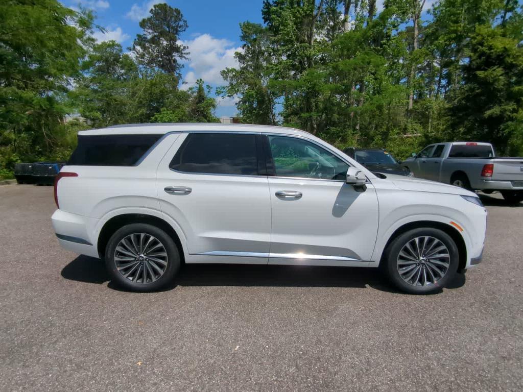 new 2025 Hyundai Palisade car, priced at $53,640
