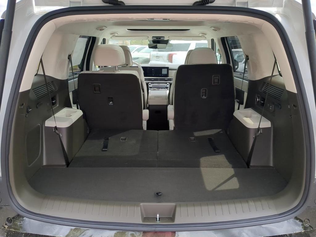 new 2025 Hyundai SANTA FE HEV car, priced at $50,645