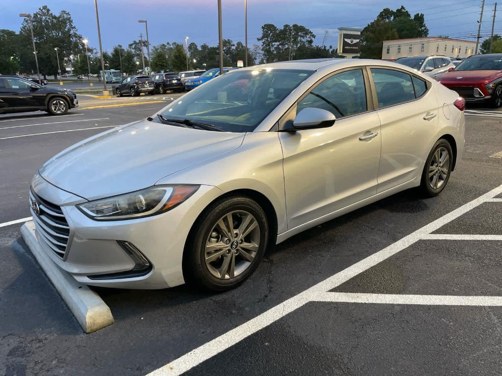 used 2017 Hyundai Elantra car