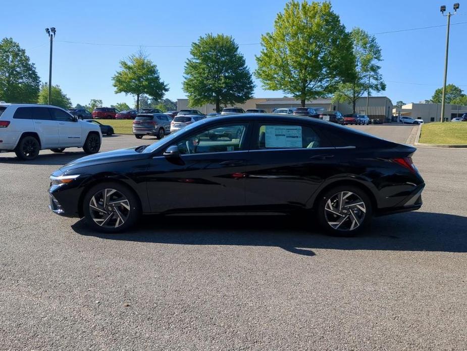 new 2024 Hyundai Elantra car, priced at $26,785