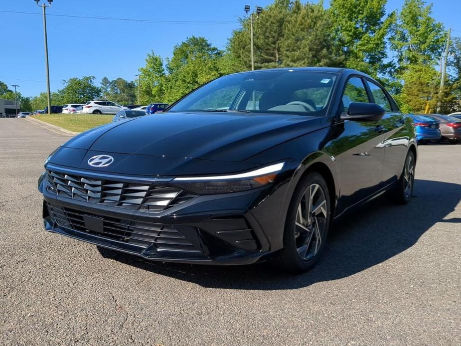 new 2024 Hyundai Elantra car, priced at $26,785