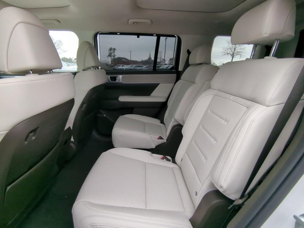 new 2025 Hyundai SANTA FE HEV car, priced at $51,799