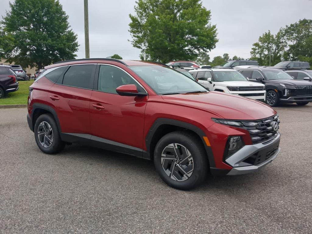new 2025 Hyundai TUCSON Hybrid car, priced at $36,045