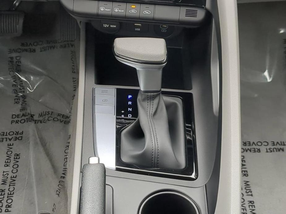 new 2024 Hyundai Elantra car, priced at $25,765