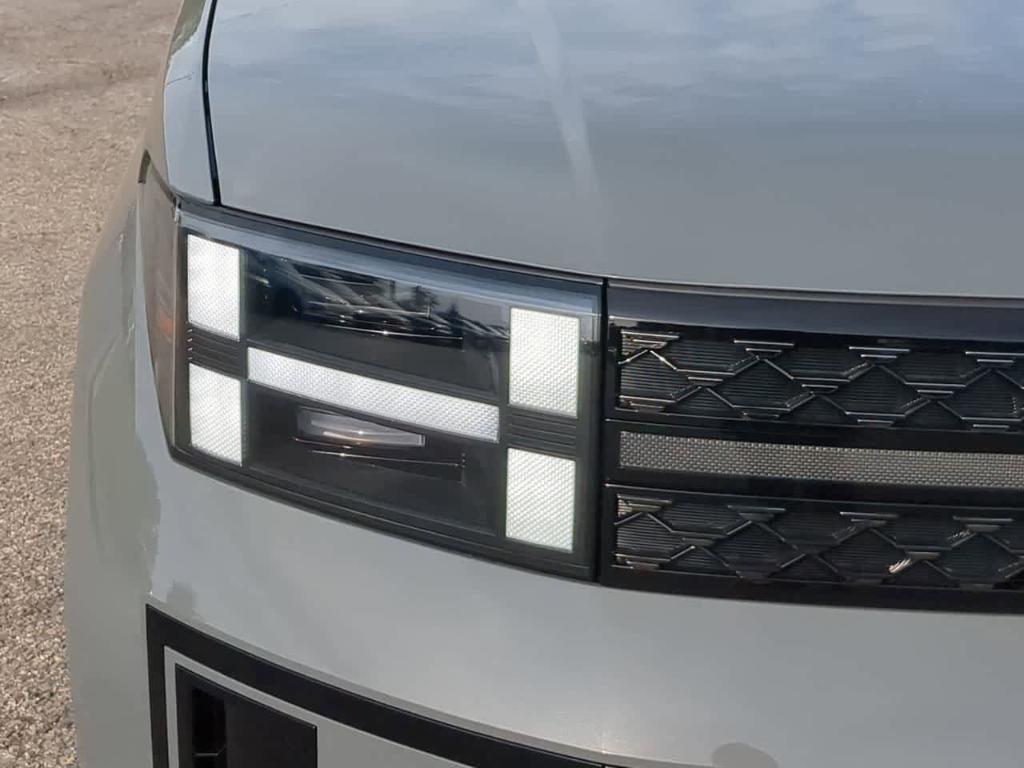 new 2025 Hyundai SANTA FE HEV car, priced at $50,180
